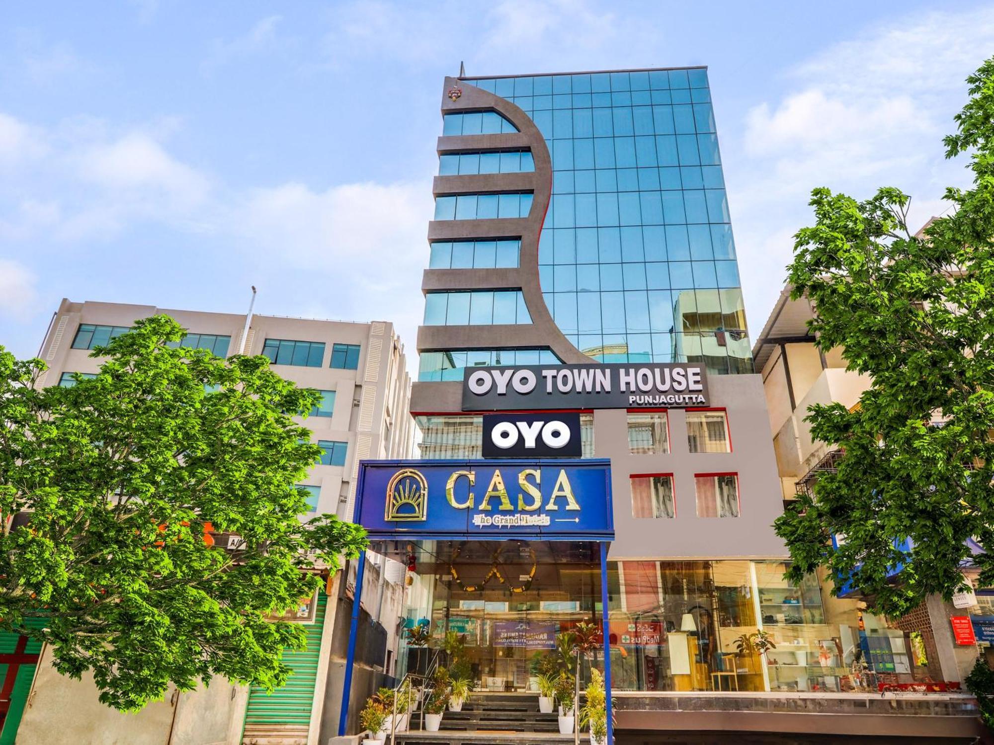 Townhouse Casa Grand Hotel Hyderabad Ngoại thất bức ảnh