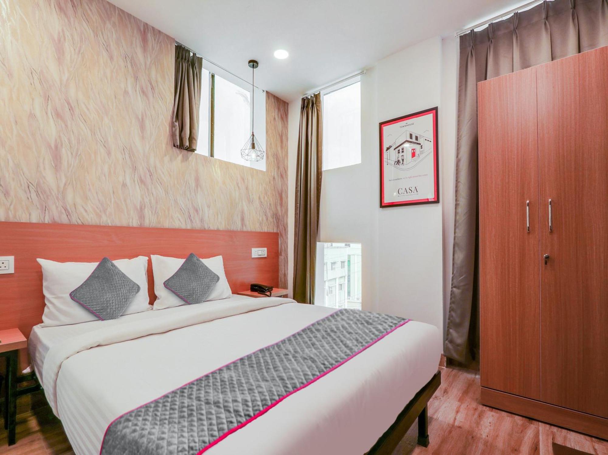 Townhouse Casa Grand Hotel Hyderabad Ngoại thất bức ảnh
