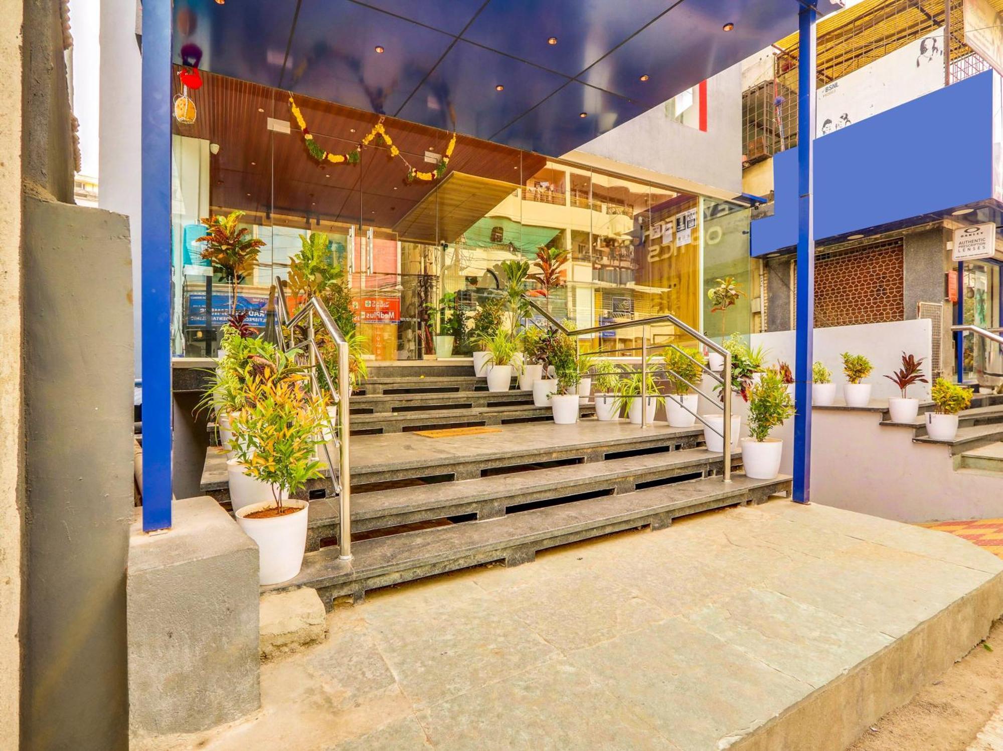Townhouse Casa Grand Hotel Hyderabad Ngoại thất bức ảnh